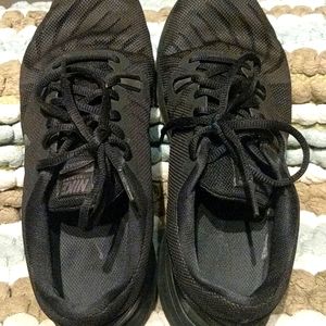 Black Nike shoes